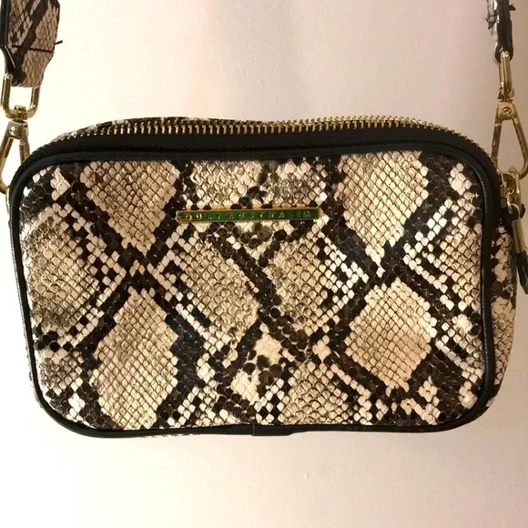 Quay australia bum bag on sale